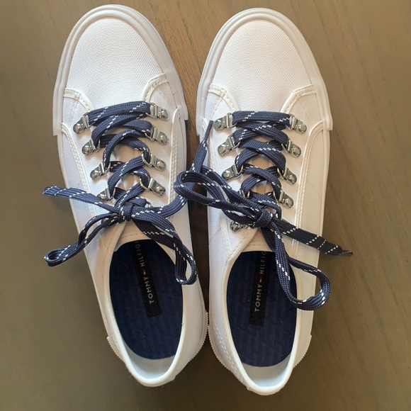 Tommy Hilfiger Sneakers - Picture 3 of 5